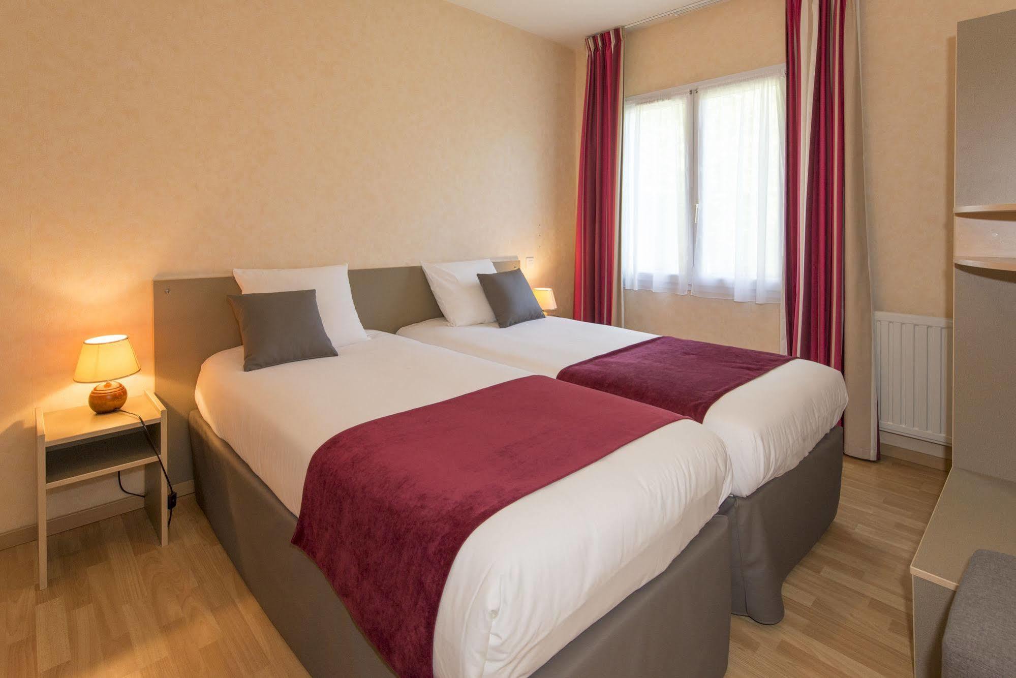 The Originals City, Hotel La Saulaie, Saumur Ouest Doué-la-Fontaine Exteriér fotografie